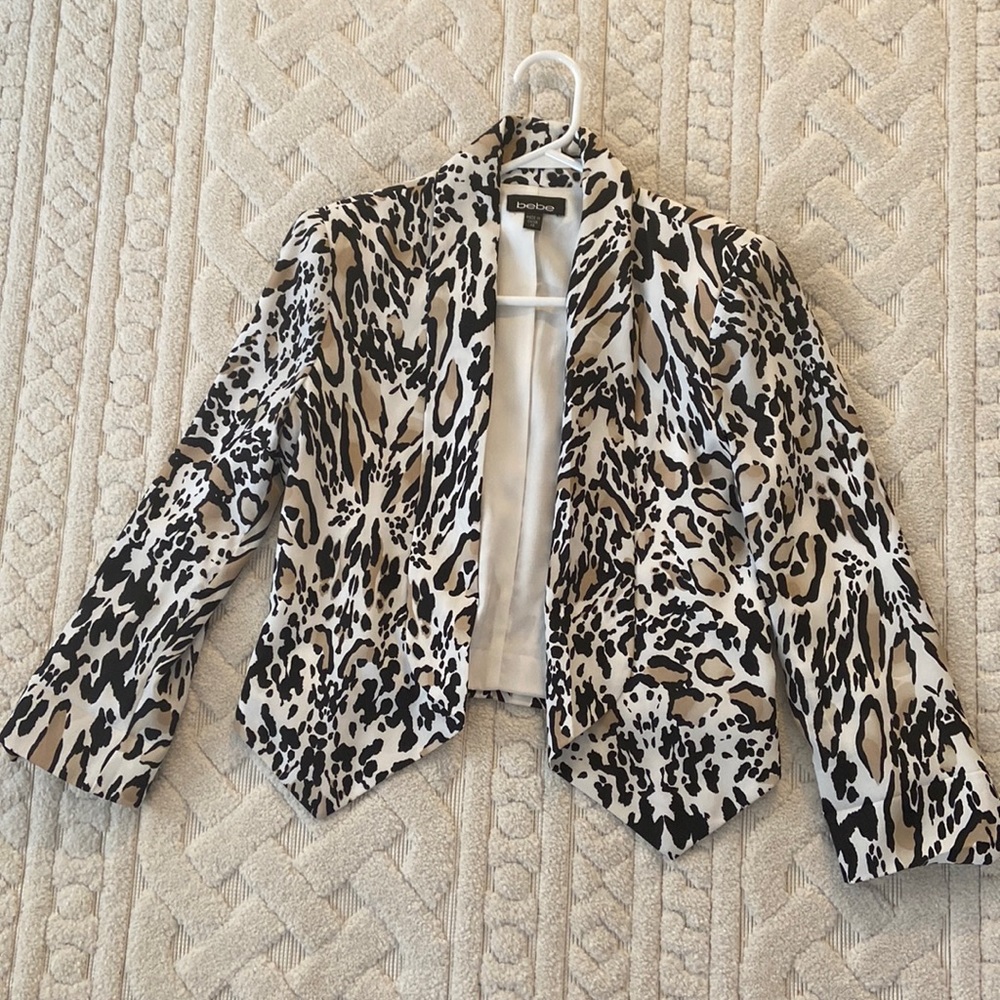 Bebe women’s blazer
